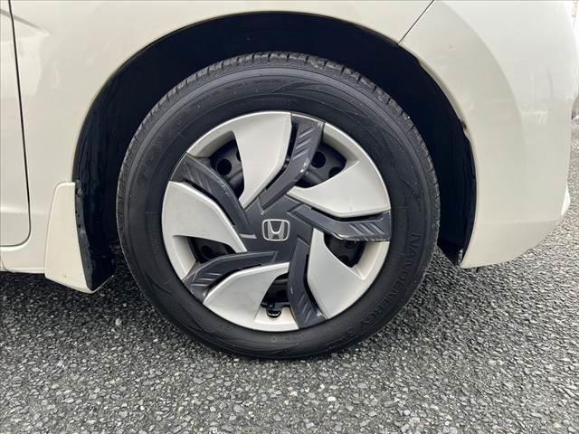 フィットハイブリッド Ｌパッケージ　純正ナビ　地デジ　ＤＶＤ　ＢＴ　ＬＥＤヘッドライト　バックモニター　クルーズコントロール　ステリモ　スマートキー　プッシュスタート　ハーフレザーシート　オートライト　シートリフター　チルトステアリング（48枚目）