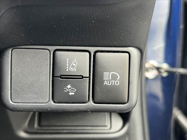 アクア Ｓスタイルブラック　中期　禁煙　ナビ／フルセグ／Ｂｌｕｅｔｏｏｔｈ／Ｂモニター　ＬＥＤヘッドライト　シートヒーター　プリクラッシュセーフティ　オートハイビーム　車線逸脱　横滑り防止　電格ミラー（5枚目）