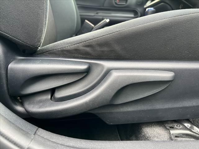 アクア Ｓスタイルブラック　中期　禁煙　ナビ／フルセグ／Ｂｌｕｅｔｏｏｔｈ／Ｂモニター　ＬＥＤヘッドライト　シートヒーター　プリクラッシュセーフティ　オートハイビーム　車線逸脱　横滑り防止　電格ミラー（24枚目）