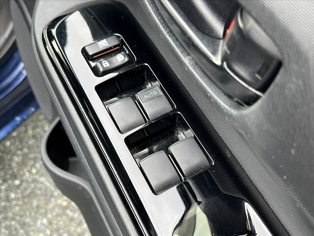 アクア Ｓスタイルブラック　中期　禁煙　ナビ／フルセグ／Ｂｌｕｅｔｏｏｔｈ／Ｂモニター　ＬＥＤヘッドライト　シートヒーター　プリクラッシュセーフティ　オートハイビーム　車線逸脱　横滑り防止　電格ミラー（27枚目）