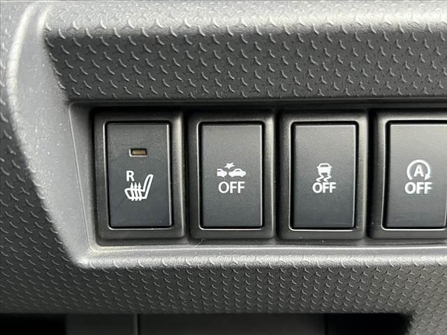 ハスラー 　レーダーブレーキサポート　社外ナビ／ＢＴ／Ｂカメラ　前席シートヒーター　アイドリングストップ　横滑り防止装置　プッシュスタート　スマートキー　シートリフト　純正アルミ　セキュリティ　フォグランプ（7枚目）