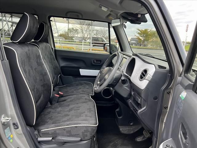 ハスラー 　レーダーブレーキサポート　社外ナビ／ＢＴ／Ｂカメラ　前席シートヒーター　アイドリングストップ　横滑り防止装置　プッシュスタート　スマートキー　シートリフト　純正アルミ　セキュリティ　フォグランプ（16枚目）