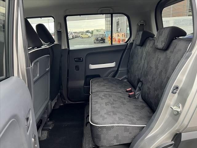 ハスラー 　レーダーブレーキサポート　社外ナビ／ＢＴ／Ｂカメラ　前席シートヒーター　アイドリングストップ　横滑り防止装置　プッシュスタート　スマートキー　シートリフト　純正アルミ　セキュリティ　フォグランプ（19枚目）