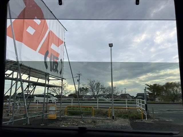 スペーシアカスタム ＸＳターボ　後期　ターボ　デュアルカメラブレーキサポート　両側電動スライドドア　純正８インチＳＤナビ／フルセグ／Ｂｌｕｅｔｏｏｔｈ／ＤＶＤ　クルコン　ＨＩＤヘッドライト　オートライト　シートヒーター　スマートキー（35枚目）