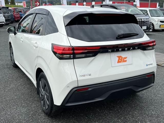 ノート S 社外ナビ/Bluetooth ETC 全方位運転支援システム シートリフター スマートキー Pスタート 電動格納ミラー 電動パーキングブレーキ プライバシーガラス オートライト オートエアコン(15枚目)