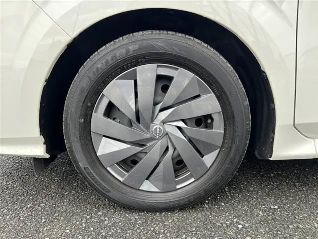 ノート S 社外ナビ/Bluetooth ETC 全方位運転支援システム シートリフター スマートキー Pスタート 電動格納ミラー 電動パーキングブレーキ プライバシーガラス オートライト オートエアコン(49枚目)