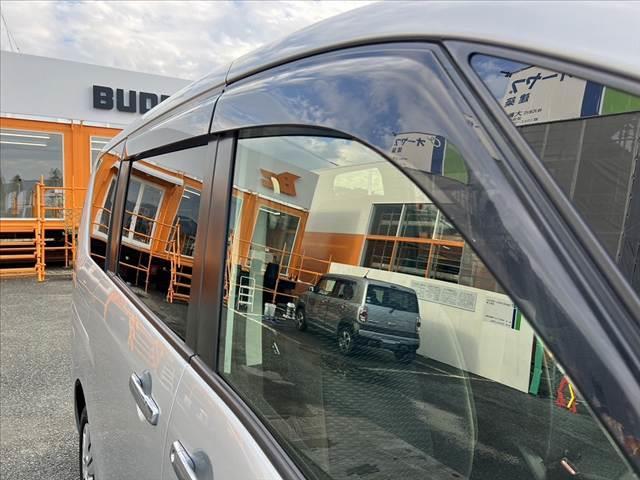 セレナ ２０Ｓ　後期　ＳＤナビ／地デジ　クルーズコントロール　電格ミラー　両側スライドドア　オートライト　ミラーウインカー　横滑り防止装置　ロールサンシェード　セキュリティアラーム　シートリフター　フロアマット（31枚目）