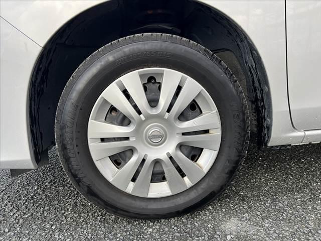 セレナ ２０Ｓ　後期　ＳＤナビ／地デジ　クルーズコントロール　電格ミラー　両側スライドドア　オートライト　ミラーウインカー　横滑り防止装置　ロールサンシェード　セキュリティアラーム　シートリフター　フロアマット（44枚目）