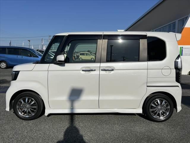 ガラスコーティングなども行っております。プロの業者による、施工ですのでご安心してお頼みください。