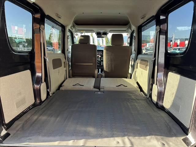 エブリイ ジョインターボ　車検整備付き　中期　ターボ　ＨＩＤヘッドライト　セーフティサポート　キーレス　スペアキー　オーバーヘッドシェルフ　アシストグリップ　Ｒワイパー　セキュリティアラーム　横滑り防止機能　プライバシーガラス（21枚目）