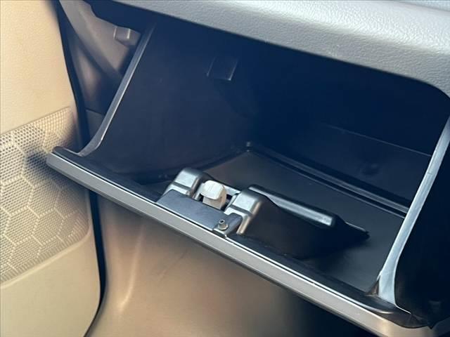 エブリイ ジョインターボ　車検整備付き　中期　ターボ　ＨＩＤヘッドライト　セーフティサポート　キーレス　スペアキー　オーバーヘッドシェルフ　アシストグリップ　Ｒワイパー　セキュリティアラーム　横滑り防止機能　プライバシーガラス（30枚目）