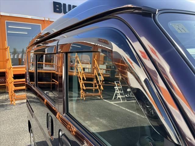 エブリイ ジョインターボ　車検整備付き　中期　ターボ　ＨＩＤヘッドライト　セーフティサポート　キーレス　スペアキー　オーバーヘッドシェルフ　アシストグリップ　Ｒワイパー　セキュリティアラーム　横滑り防止機能　プライバシーガラス（32枚目）