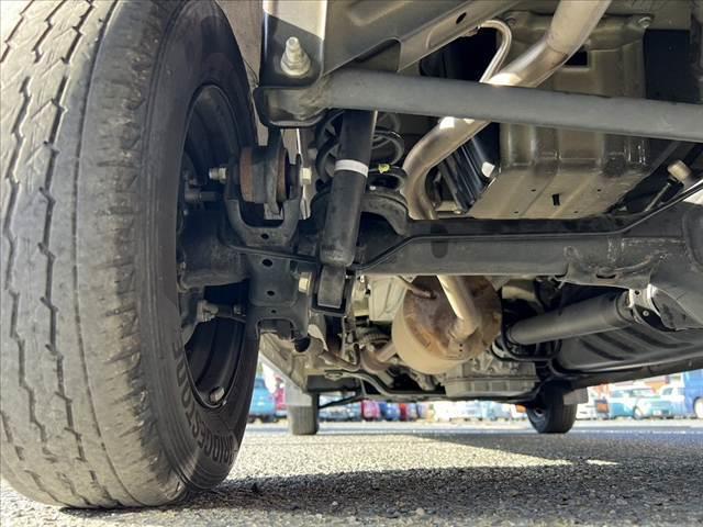 エブリイ ジョインターボ　車検整備付き　中期　ターボ　ＨＩＤヘッドライト　セーフティサポート　キーレス　スペアキー　オーバーヘッドシェルフ　アシストグリップ　Ｒワイパー　セキュリティアラーム　横滑り防止機能　プライバシーガラス（48枚目）