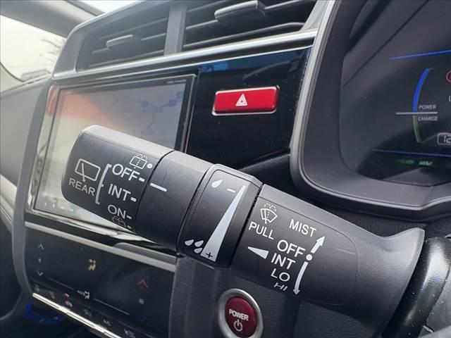 フィットハイブリッド Ｌパッケージ　純正８インチナビ／フルセグ／ＤＶＤ／ＢＴ　ＬＥＤヘッドライト　スマートキー　ＥＴＣ　バックモニター　ステリモ　クルーズコントロール　オートライト　ハーフレザーシート　プッシュスタート　シートリフター（34枚目）