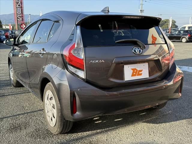 アクア S 車検整備付 後期 禁煙 純正ナビ セーフティセンス フルセグ スマートキー×2 バックカメラ Pガラス Bluetooth ステリモ アイドリングストップ LEDヘッドライト(15枚目)