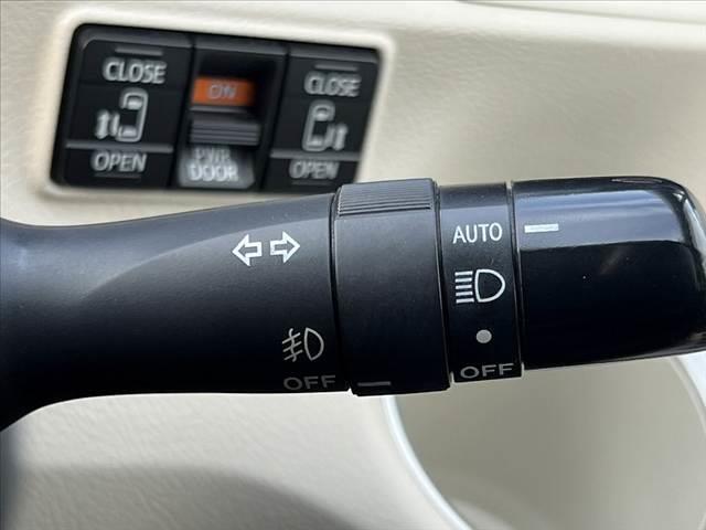 シエンタ ハイブリッドＧ　ＬＥＤヘッドライト　セーフティセンス　純正ナビ／フルセグ／ＤＶＤ／ＢＴ　バックモニター　両電スラ　スマートキー　プッシュスタート　ステリモ　ＥＴＣ　社外１５インチアルミホイール　オートライト　Ｐガラス（31枚目）