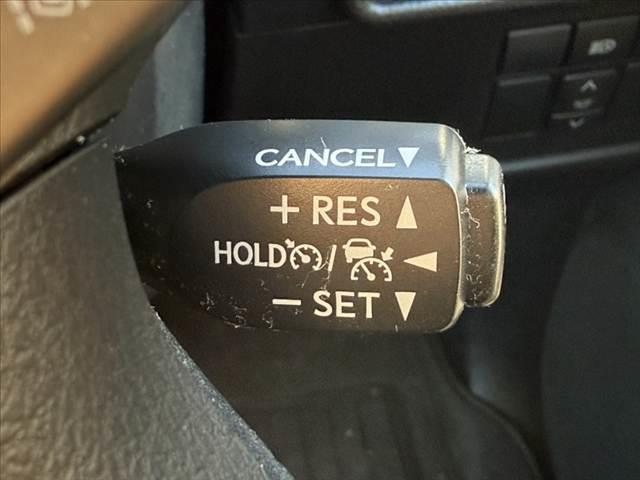 ランドクルーザープラド TX Lパッケージ 後期 7人 社外9インチナビ/Bluetooth サンルーフ Bカメラ ルーフレール クリソナ セーフティセンス LEDヘッド 革巻きステア パワーシート 快適温熱シート レーダークルーズ(27枚目)