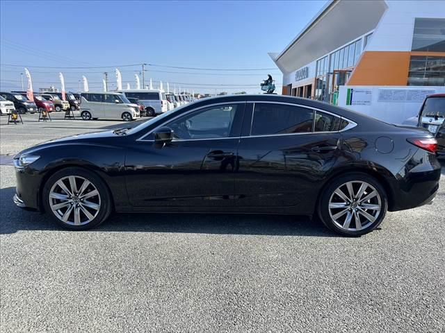 ガラスコーティングなども行っております。プロの業者による、施工ですのでご安心してお頼みください。