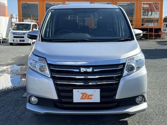 ノア Ｘ　Ｖパッケージ　車検整備付　禁煙　純正ナビ／Ｂｌｕｅｔｏｏｔｈ　バックカメラ　ＥＴＣ　両側スライドドア　ドラレコ　ステリモ　電格ミラー　ＡＣソケット　シートリフター　キーレスエントリー　パワーウィンドウ　ＩＳＯＦＩＸ（9枚目）