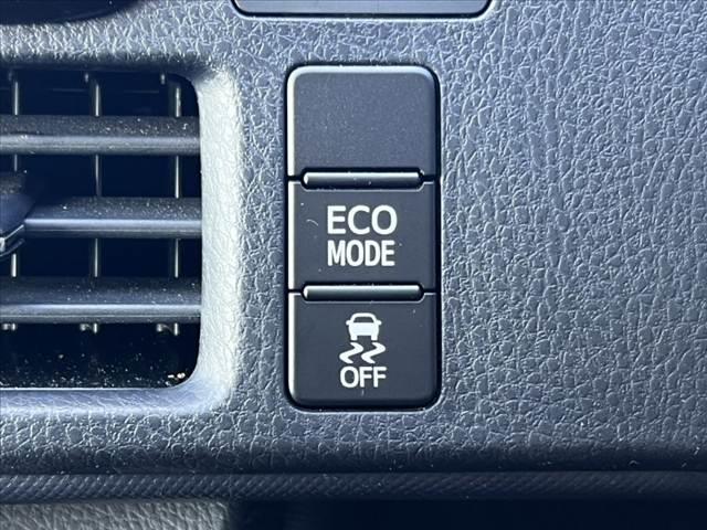 ノア Ｘ　Ｖパッケージ　車検整備付　禁煙　純正ナビ／Ｂｌｕｅｔｏｏｔｈ　バックカメラ　ＥＴＣ　両側スライドドア　ドラレコ　ステリモ　電格ミラー　ＡＣソケット　シートリフター　キーレスエントリー　パワーウィンドウ　ＩＳＯＦＩＸ（33枚目）