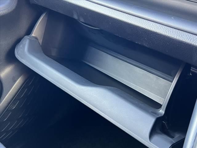 ノア Ｘ　Ｖパッケージ　車検整備付　禁煙　純正ナビ／Ｂｌｕｅｔｏｏｔｈ　バックカメラ　ＥＴＣ　両側スライドドア　ドラレコ　ステリモ　電格ミラー　ＡＣソケット　シートリフター　キーレスエントリー　パワーウィンドウ　ＩＳＯＦＩＸ（41枚目）