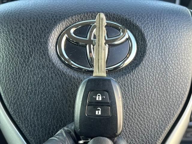 ノア Ｘ　Ｖパッケージ　車検整備付　禁煙　純正ナビ／Ｂｌｕｅｔｏｏｔｈ　バックカメラ　ＥＴＣ　両側スライドドア　ドラレコ　ステリモ　電格ミラー　ＡＣソケット　シートリフター　キーレスエントリー　パワーウィンドウ　ＩＳＯＦＩＸ（42枚目）