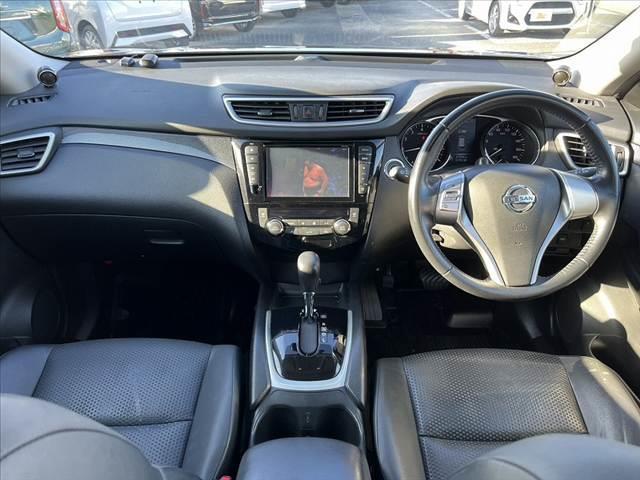 エクストレイル ２０Ｘ　エマージェンシーブレーキパッケージ　パノラミックガラスルーフ　純正８インチナビ／フルセグ／ＤＶＤ／ＢＴ　ＬＥＤヘッドライト　ルーフレール　エマブレ　Ａライト　インテリキー　Ｐスタート　ＥＴＣ　シートヒーター　Ａストップ　シートリフター（2枚目）