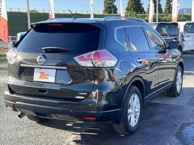 エクストレイル ２０Ｘ　エマージェンシーブレーキパッケージ　パノラミックガラスルーフ　純正８インチナビ／フルセグ／ＤＶＤ／ＢＴ　ＬＥＤヘッドライト　ルーフレール　エマブレ　Ａライト　インテリキー　Ｐスタート　ＥＴＣ　シートヒーター　Ａストップ　シートリフター（13枚目）