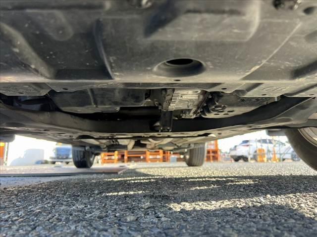 エクストレイル ２０Ｘ　エマージェンシーブレーキパッケージ　パノラミックガラスルーフ　純正８インチナビ／フルセグ／ＤＶＤ／ＢＴ　ＬＥＤヘッドライト　ルーフレール　エマブレ　Ａライト　インテリキー　Ｐスタート　ＥＴＣ　シートヒーター　Ａストップ　シートリフター（51枚目）