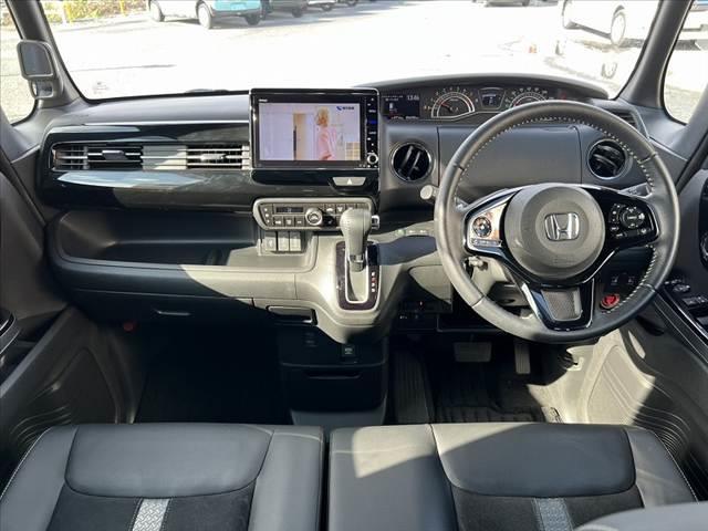 N-BOXカスタム 車検整備付 後期 ターボ ホンダセンシング 純正8インチナビ/フルセグ/DVD/BT 両電スラ スマートキー Bモニター ETC ステリモ パドルシフト シートヒーター シートリフター Aライト(2枚目)