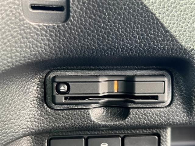 N-BOXカスタム 車検整備付 後期 ターボ ホンダセンシング 純正8インチナビ/フルセグ/DVD/BT 両電スラ スマートキー Bモニター ETC ステリモ パドルシフト シートヒーター シートリフター Aライト(6枚目)