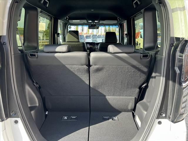 N-BOXカスタム 車検整備付 後期 ターボ ホンダセンシング 純正8インチナビ/フルセグ/DVD/BT 両電スラ スマートキー Bモニター ETC ステリモ パドルシフト シートヒーター シートリフター Aライト(20枚目)