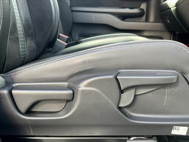 N-BOXカスタム 車検整備付 後期 ターボ ホンダセンシング 純正8インチナビ/フルセグ/DVD/BT 両電スラ スマートキー Bモニター ETC ステリモ パドルシフト シートヒーター シートリフター Aライト(36枚目)