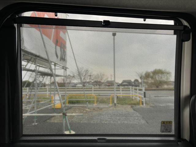 ルーミー X 車検整備付 禁煙 後期 電動スライドドア スマアシ 車線逸脱警報 イージークローザー 電動格納ミラー コーナーセンサー オートライト 横滑り防止 ロールサンシェード Pガラス Aストップ バイザー(6枚目)