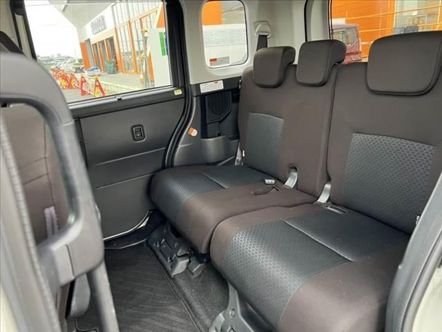 ルーミー X 車検整備付 禁煙 後期 電動スライドドア スマアシ 車線逸脱警報 イージークローザー 電動格納ミラー コーナーセンサー オートライト 横滑り防止 ロールサンシェード Pガラス Aストップ バイザー(19枚目)