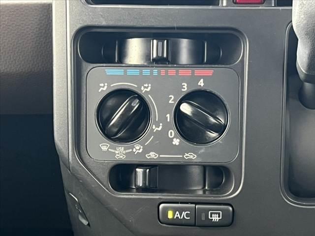 ルーミー X 車検整備付 禁煙 後期 電動スライドドア スマアシ 車線逸脱警報 イージークローザー 電動格納ミラー コーナーセンサー オートライト 横滑り防止 ロールサンシェード Pガラス Aストップ バイザー(34枚目)