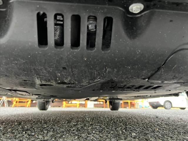 ルーミー X 車検整備付 禁煙 後期 電動スライドドア スマアシ 車線逸脱警報 イージークローザー 電動格納ミラー コーナーセンサー オートライト 横滑り防止 ロールサンシェード Pガラス Aストップ バイザー(55枚目)