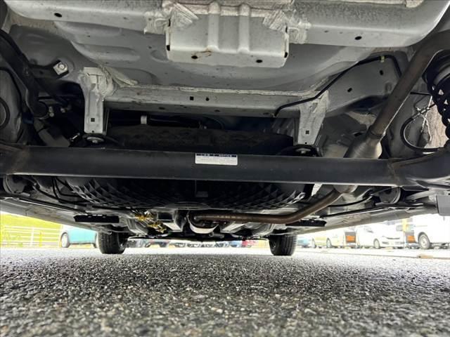 ルーミー X 車検整備付 禁煙 後期 電動スライドドア スマアシ 車線逸脱警報 イージークローザー 電動格納ミラー コーナーセンサー オートライト 横滑り防止 ロールサンシェード Pガラス Aストップ バイザー(56枚目)