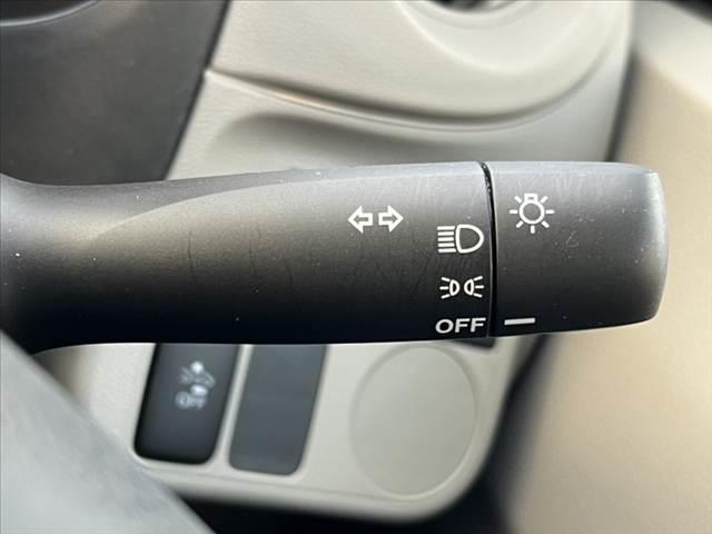 ミライース L SA 後期 禁煙 車検整備付 スマートアシスト アイドリングストップ 衝突軽減ブレーキ ABS セキュリティーアラーム リモコンキー×2 横滑り防止 フロアマット ハロゲンヘッドライト エアバッグ(31枚目)