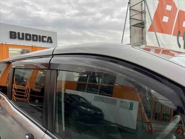 ノア Ｘ　車検整備付　後期　セーフティセンス　両電スラ　クリアランスソナー／マルチインフォメーションディスプレイ　クルーズコントロール　サイドリフトアップシート　電格ミラー　ステリモ　リモコンキー（23枚目）