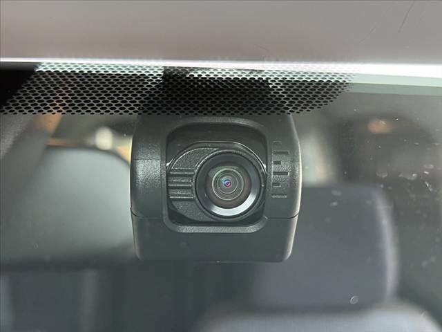 ノア Ｘ　車検整備付　後期　セーフティセンス　両電スラ　クリアランスソナー／マルチインフォメーションディスプレイ　クルーズコントロール　サイドリフトアップシート　電格ミラー　ステリモ　リモコンキー（28枚目）