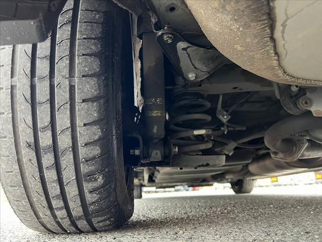 ノア Ｘ　車検整備付　後期　セーフティセンス　両電スラ　クリアランスソナー／マルチインフォメーションディスプレイ　クルーズコントロール　サイドリフトアップシート　電格ミラー　ステリモ　リモコンキー（49枚目）