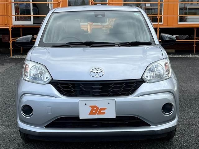 パッソ X S 車検整備付 SA2 アイドリングストップ キーレス 電格ミラー スペアキー 横滑り防止機能 オーディオ アクセサリーソケット バニティミラー アームレスト フロアマット サイドバイザー 一体加倒シート(9枚目)