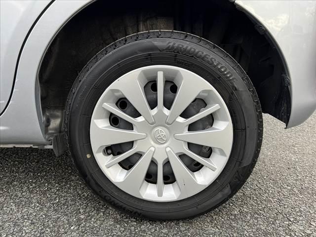 パッソ X S 車検整備付 SA2 アイドリングストップ キーレス 電格ミラー スペアキー 横滑り防止機能 オーディオ アクセサリーソケット バニティミラー アームレスト フロアマット サイドバイザー 一体加倒シート(38枚目)