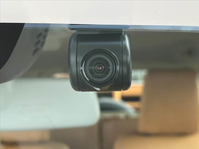 ジムニー ＸＣ　車検整備付　禁煙　中期　８型ナビ　セーフティーサポート　バックカメラ　Ｂｌｕｅｔｏｏｔｈ　フルセグ　シートヒーター　スマートキー×２　クルコン　ターボ　アイドリングストップ　ＡＢＳ　ステリモ（6枚目）