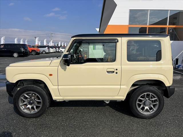 ジムニー ＸＣ　車検整備付　禁煙　中期　８型ナビ　セーフティーサポート　バックカメラ　Ｂｌｕｅｔｏｏｔｈ　フルセグ　シートヒーター　スマートキー×２　クルコン　ターボ　アイドリングストップ　ＡＢＳ　ステリモ（11枚目）