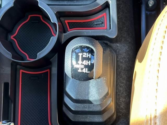 ジムニー ＸＣ　車検整備付　禁煙　中期　８型ナビ　セーフティーサポート　バックカメラ　Ｂｌｕｅｔｏｏｔｈ　フルセグ　シートヒーター　スマートキー×２　クルコン　ターボ　アイドリングストップ　ＡＢＳ　ステリモ（30枚目）