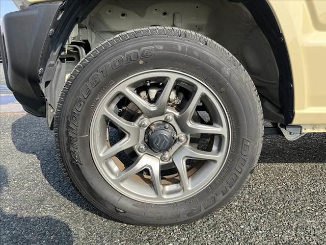 ジムニー ＸＣ　車検整備付　禁煙　中期　８型ナビ　セーフティーサポート　バックカメラ　Ｂｌｕｅｔｏｏｔｈ　フルセグ　シートヒーター　スマートキー×２　クルコン　ターボ　アイドリングストップ　ＡＢＳ　ステリモ（47枚目）