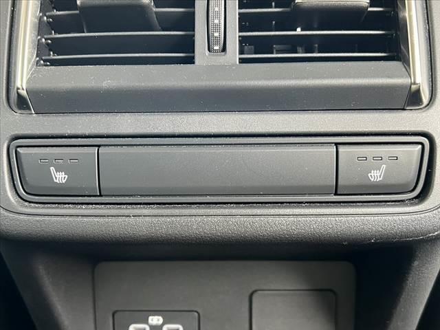 ＣＸ－６０ ２５Ｓ　Ｌパッケージ　車検整備付　パノラマルーフ　ＢＯＳＥサウンド　純正ディスプレイオーディオ＋ナビ／ＢＴ／フルセグＴＶ　３６０度ビューモニター　ワイヤレス充電　ＨＤＭＩ　パワーバックドア　レーダークルーズ（26枚目）