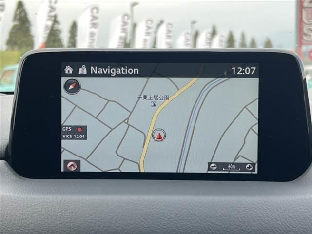 CX-8 XD Lパッケージ 禁煙 6人 純正マツダコネクトナビ 全方位 BOSEサウンドシステム 後席フリップダウンM レーダークルーズ LEDヘッド 革巻きステア ステリモ スマートキー 革シート サンシェード Pバックドア(34枚目)